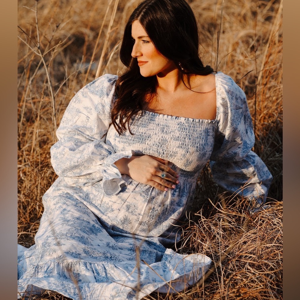 NOTHING FITS BUT Women’s Classic Linen Dress